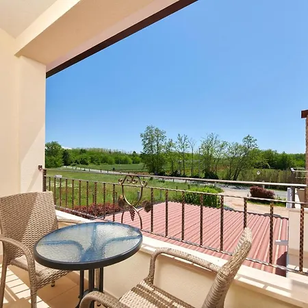 Pensionat Sobe Sole 4*