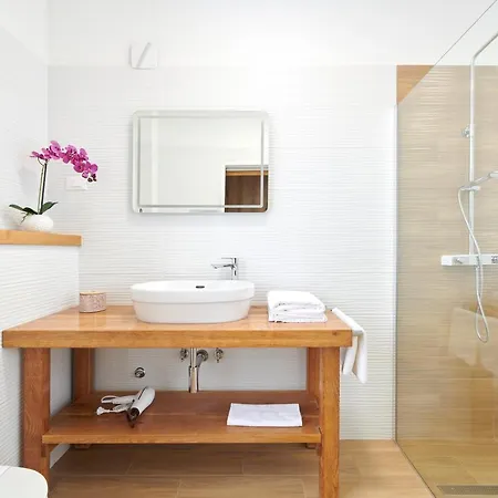 Sobe Sole Guest house