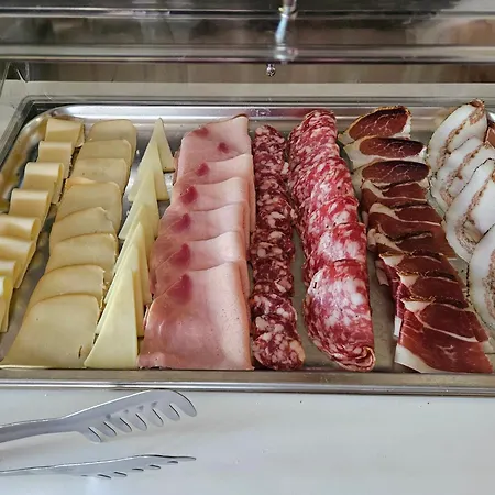 Gæstehus Sobe Sole 4*
